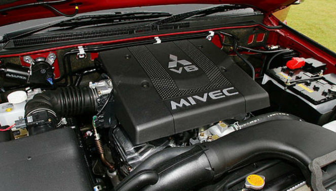 Mitsubishi Pajero Engines